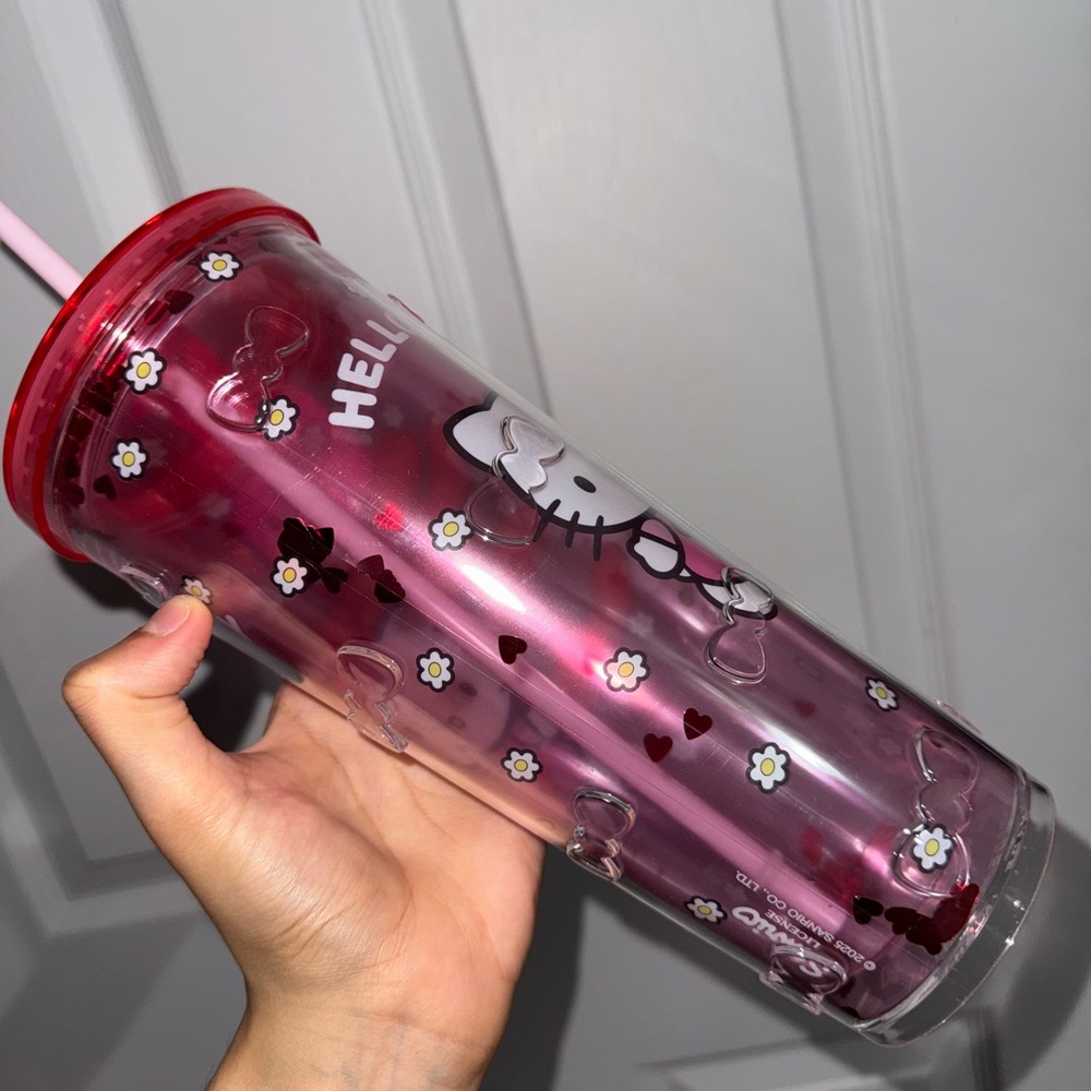 Sanrio Hello Kitty Pink Tumbler - Picture 7 of 10